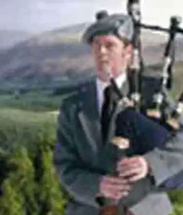 Bagpiper