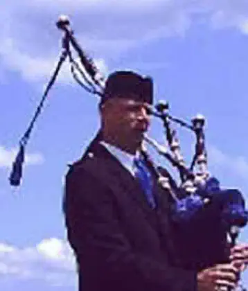 Bagpiper