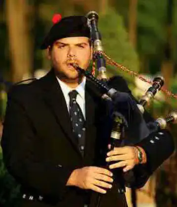 Bagpiper