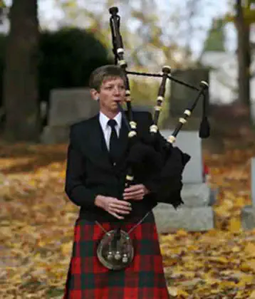 Bagpiper