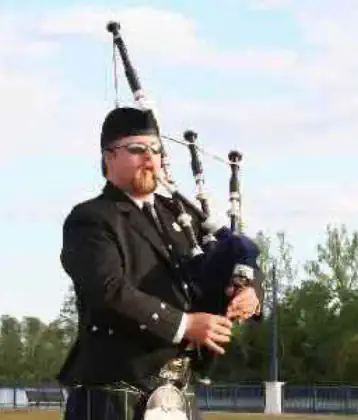 Bagpiper