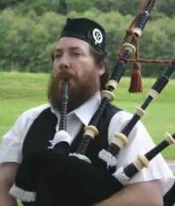 Bagpiper