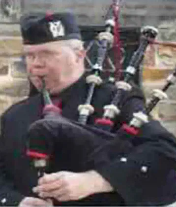 Bagpiper