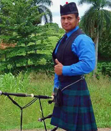 Bagpiper