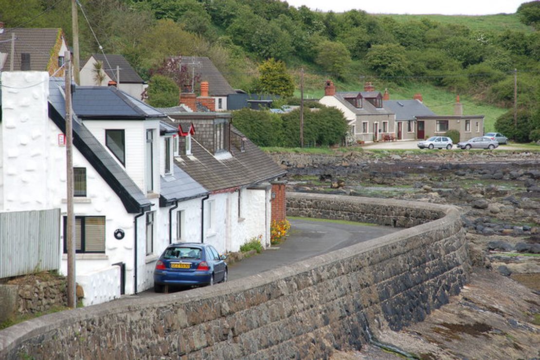 Seven women from Island Magee, Co. Antrim are imprisoned and pilloried for bewitching a woman